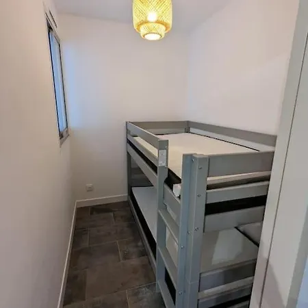 Logement 4 Personnes, 50m Plage, *